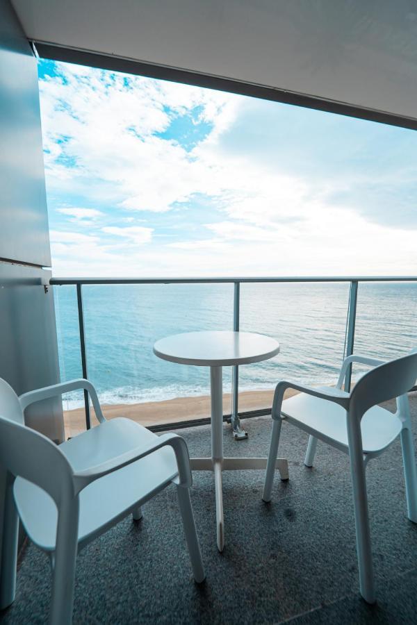 Pierre & Vacances Blanes Playa ภายนอก รูปภาพ
